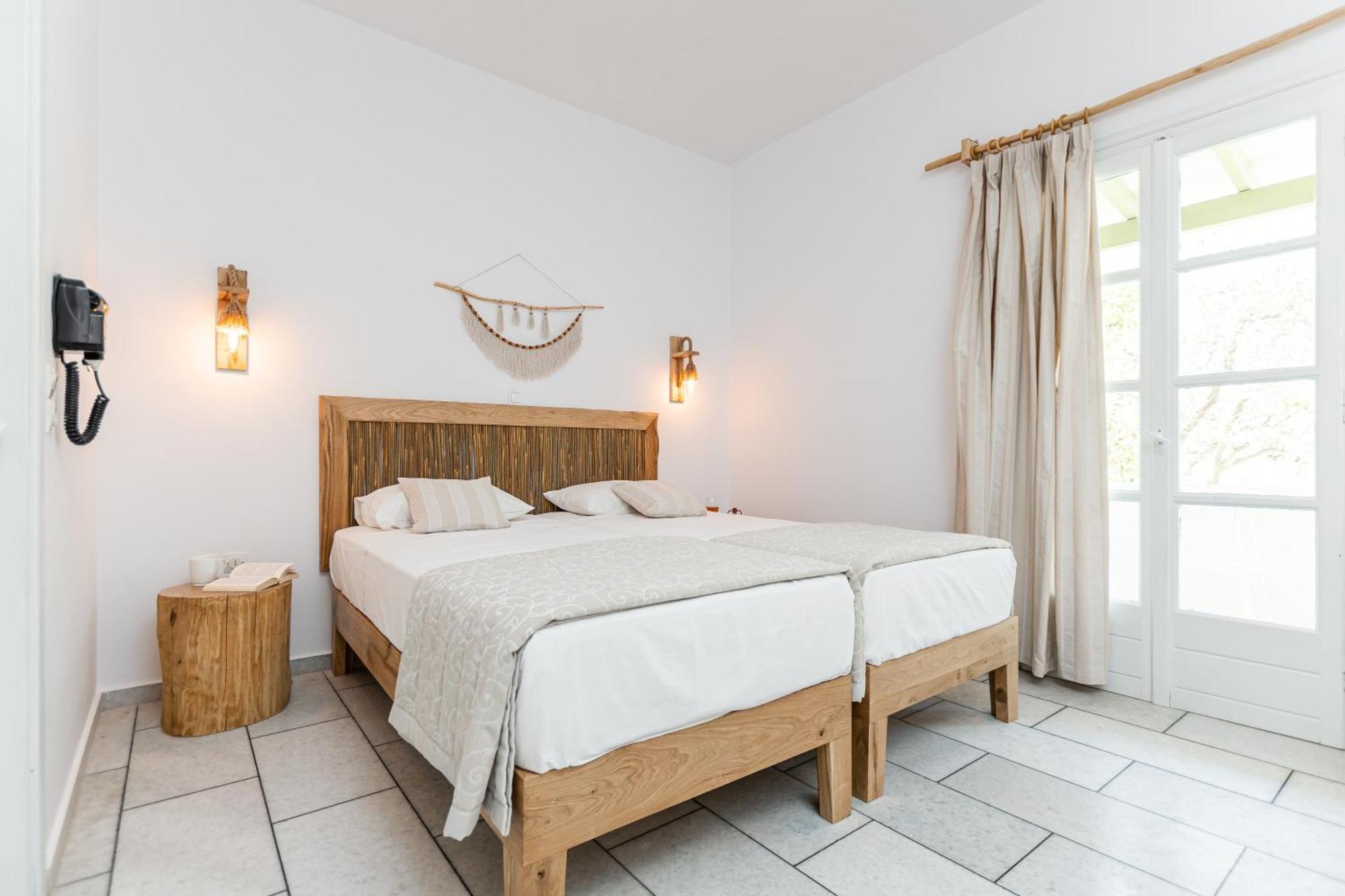 Studios Vrettos Beachfront Hotel Πλάκα Εξωτερικό φωτογραφία