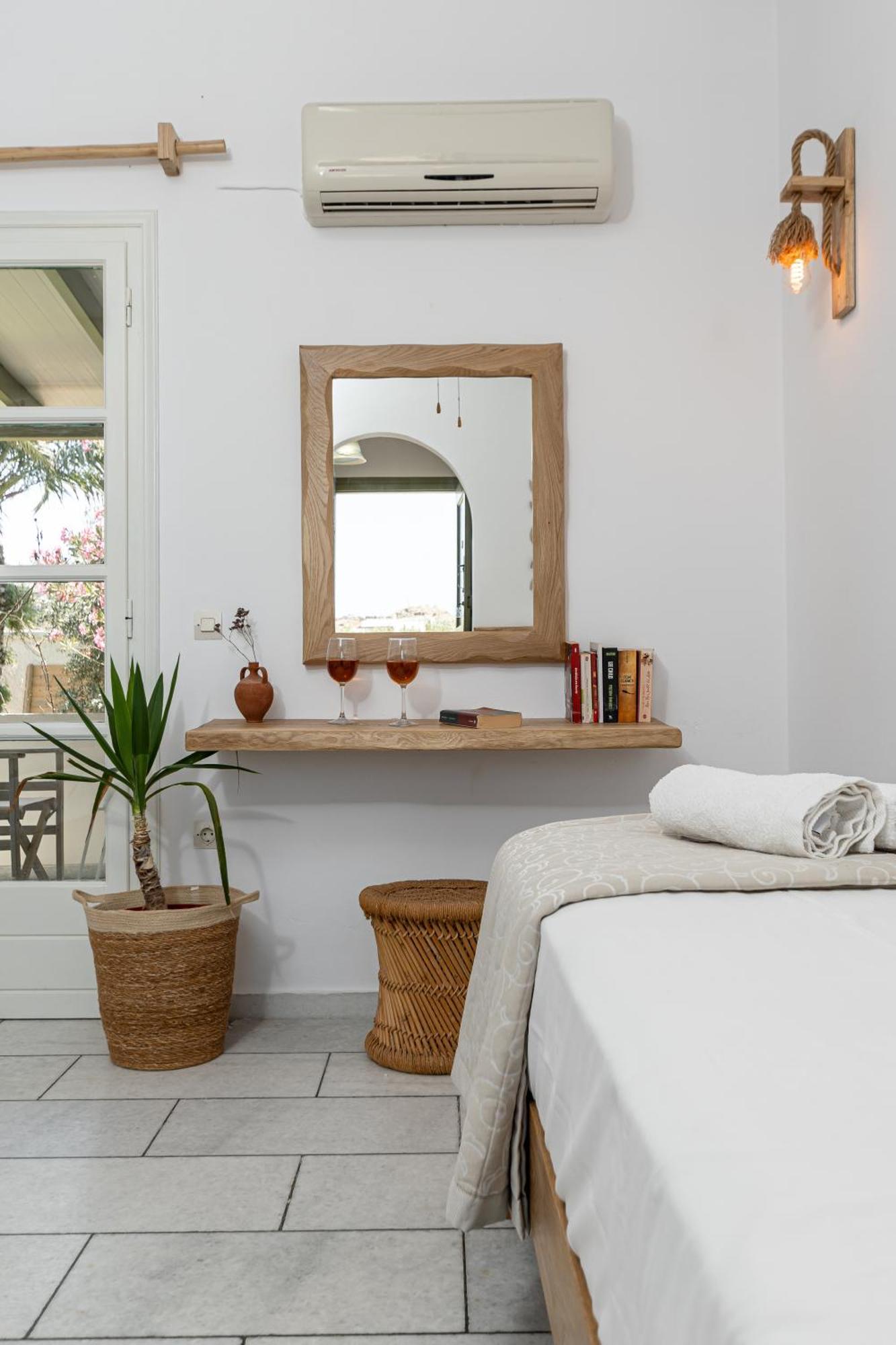 Studios Vrettos Beachfront Hotel Πλάκα Εξωτερικό φωτογραφία
